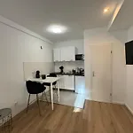 דירה Modern Apartment, Just 5 Minutes To Downtown נירנברג