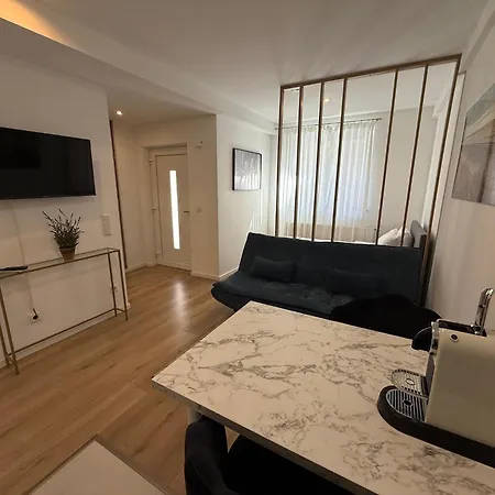شقة Modern Apartment, Just 5 Minutes To Downtown نورنبيرغ