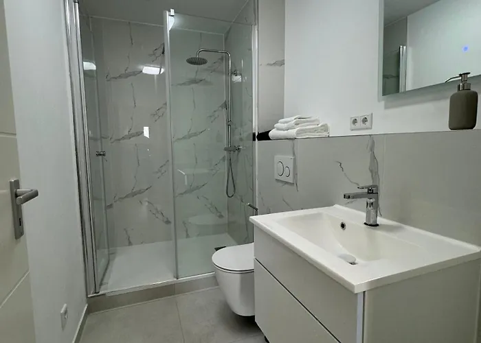 Apartmán Modern Apartment, Just 5 Minutes To Downtown